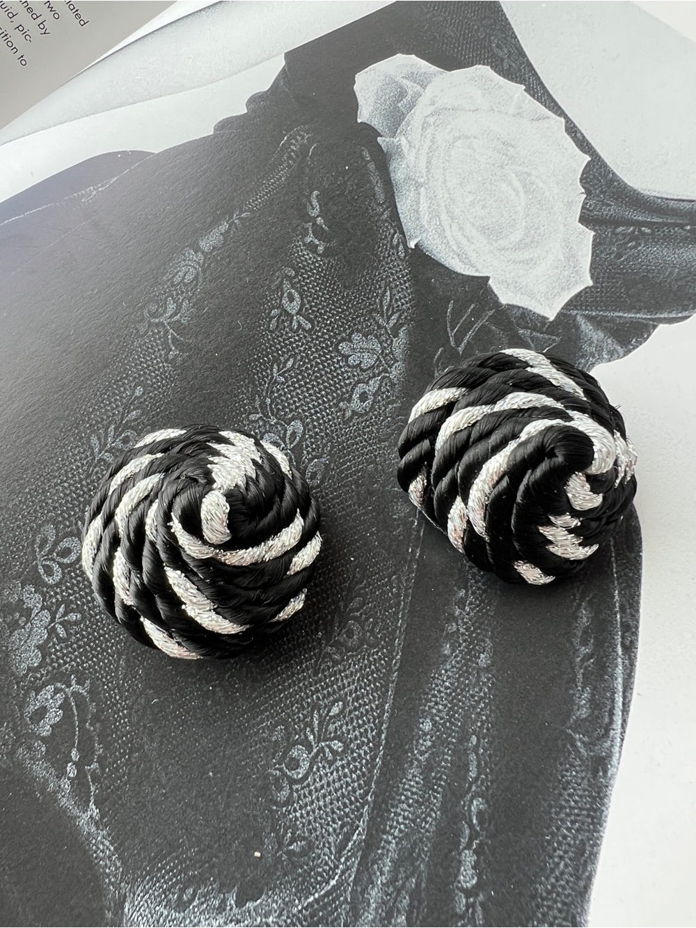 Black & Silver Twisted Rope Knot Shoe Clips